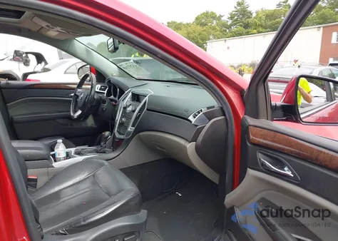 2011 Cadillac Srx Luxury Collection z USA, uszkodzony, nr VIN 3GYFNAEYXBS629142